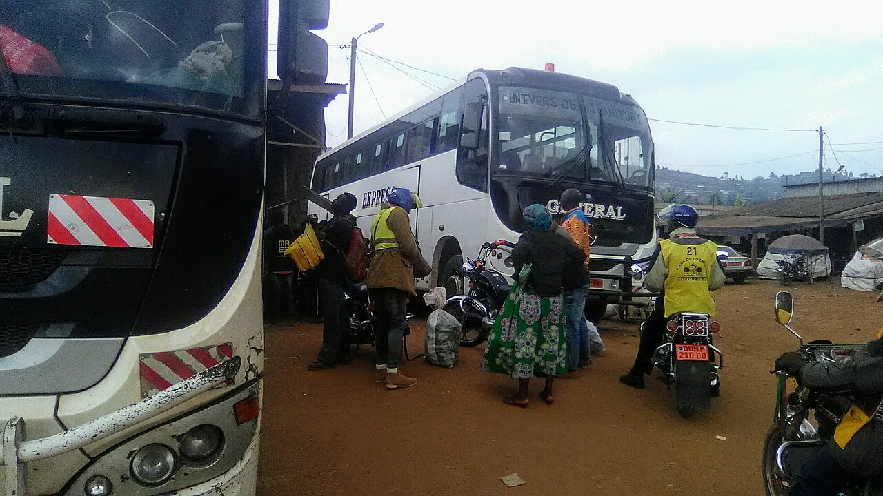 Intercity bus in Cameroon - Dschang Station